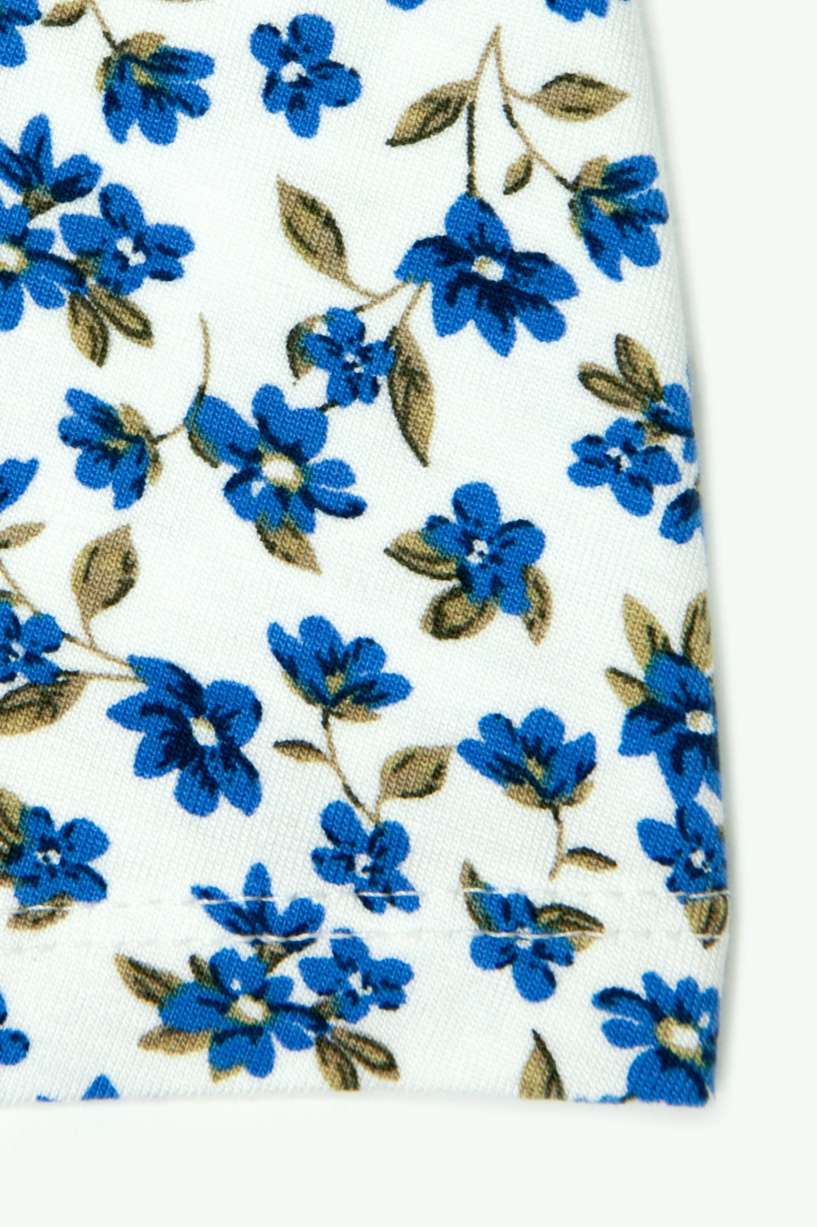 SY147 - Image 6