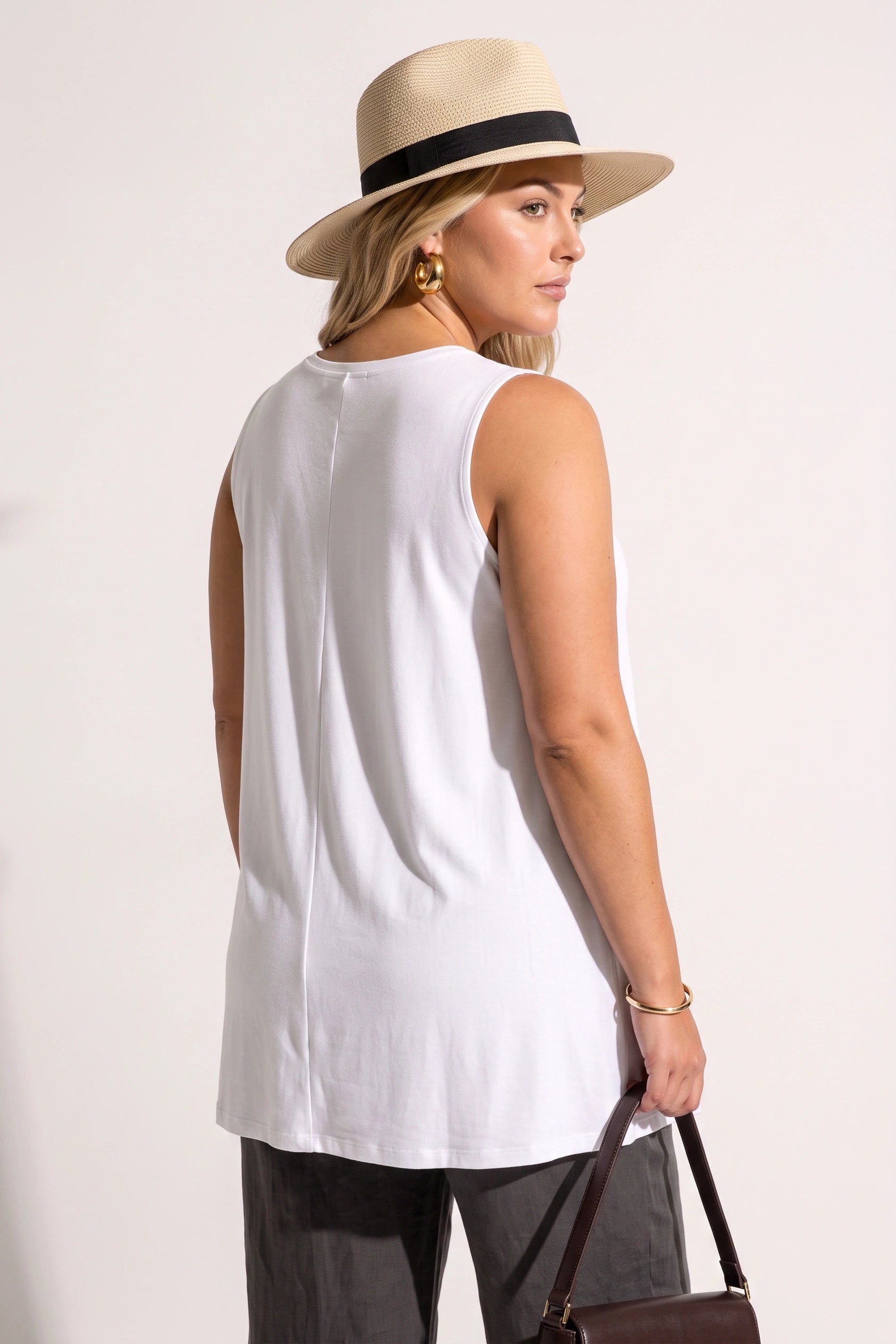 SY168 - Image 4