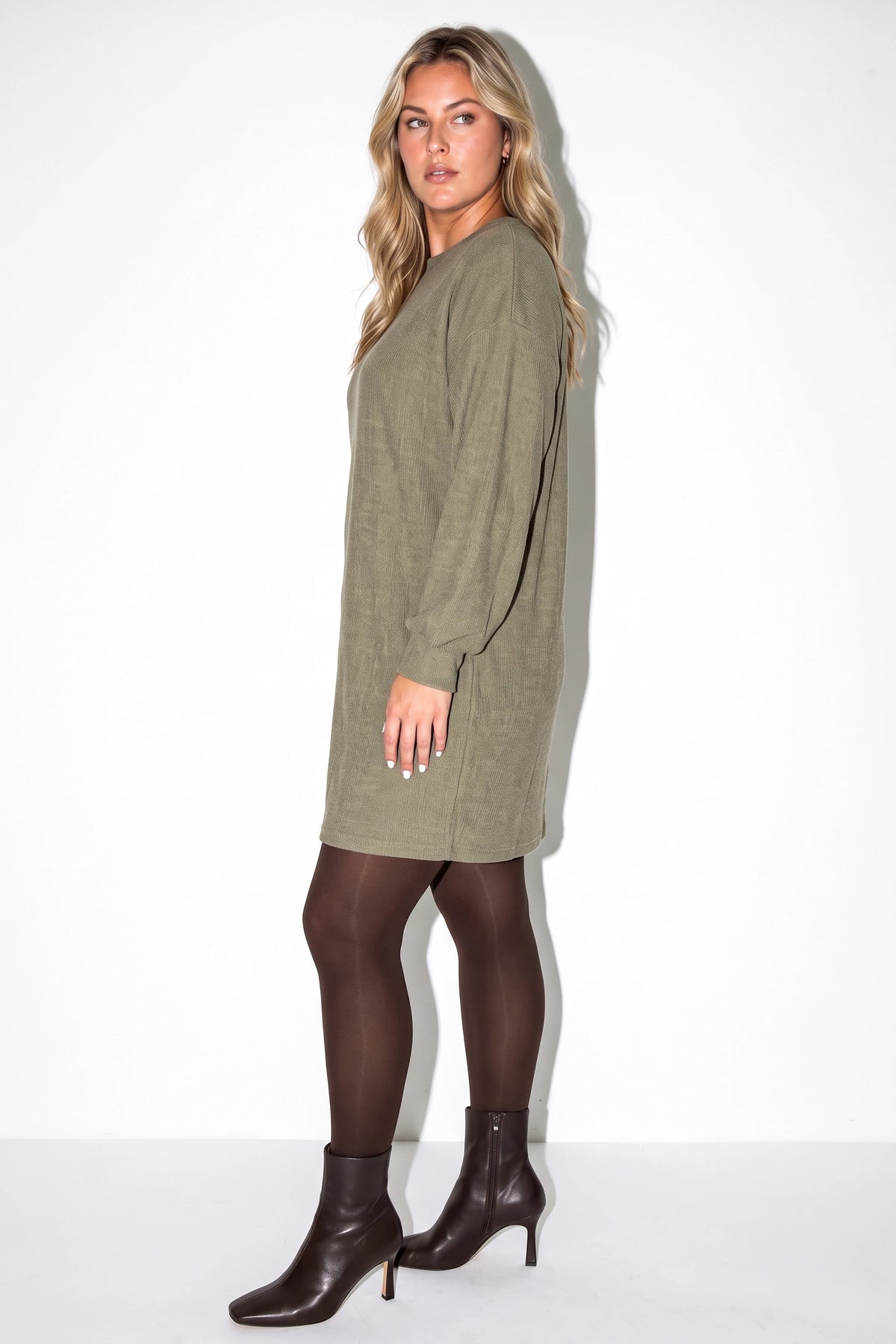 SY304 - Image 4