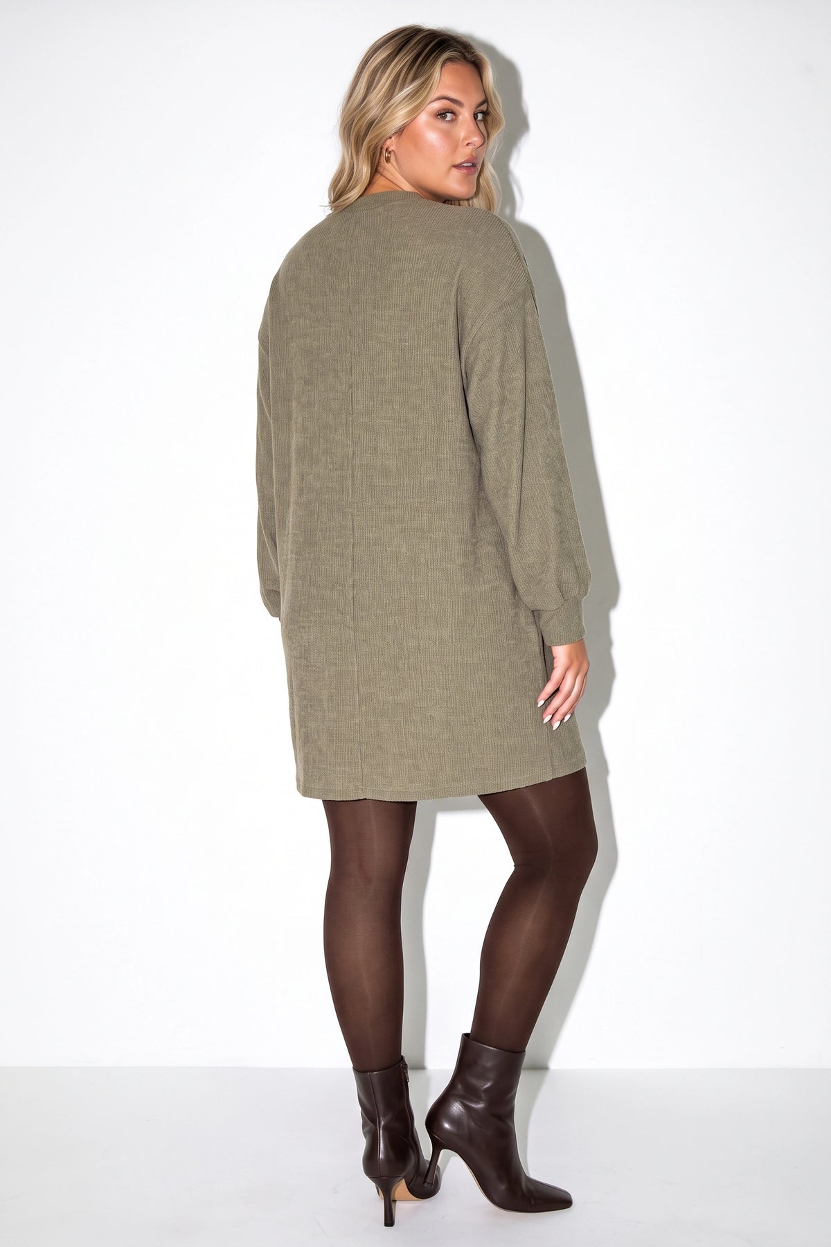 SY304 - Image 5