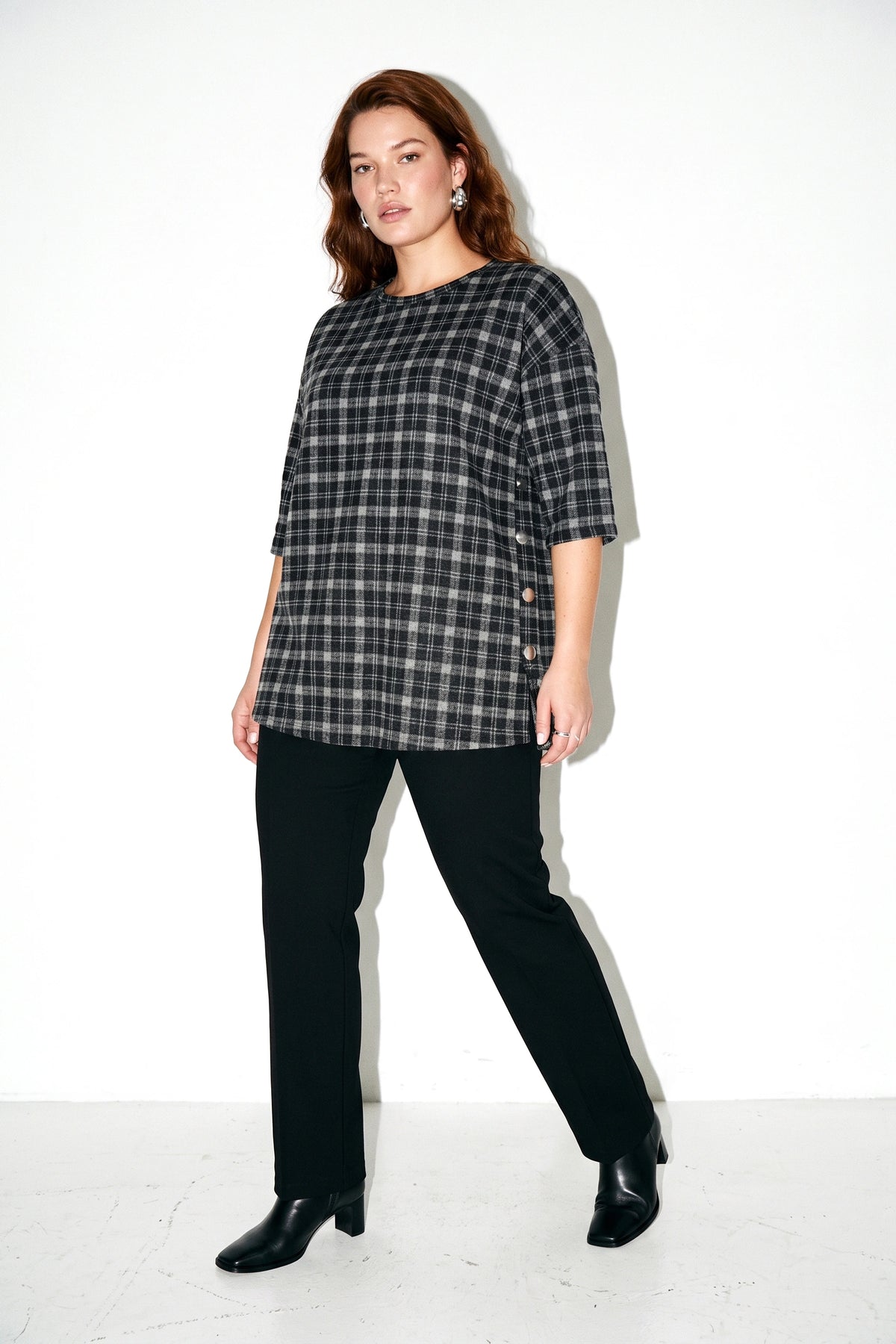 SY309 - Image 2