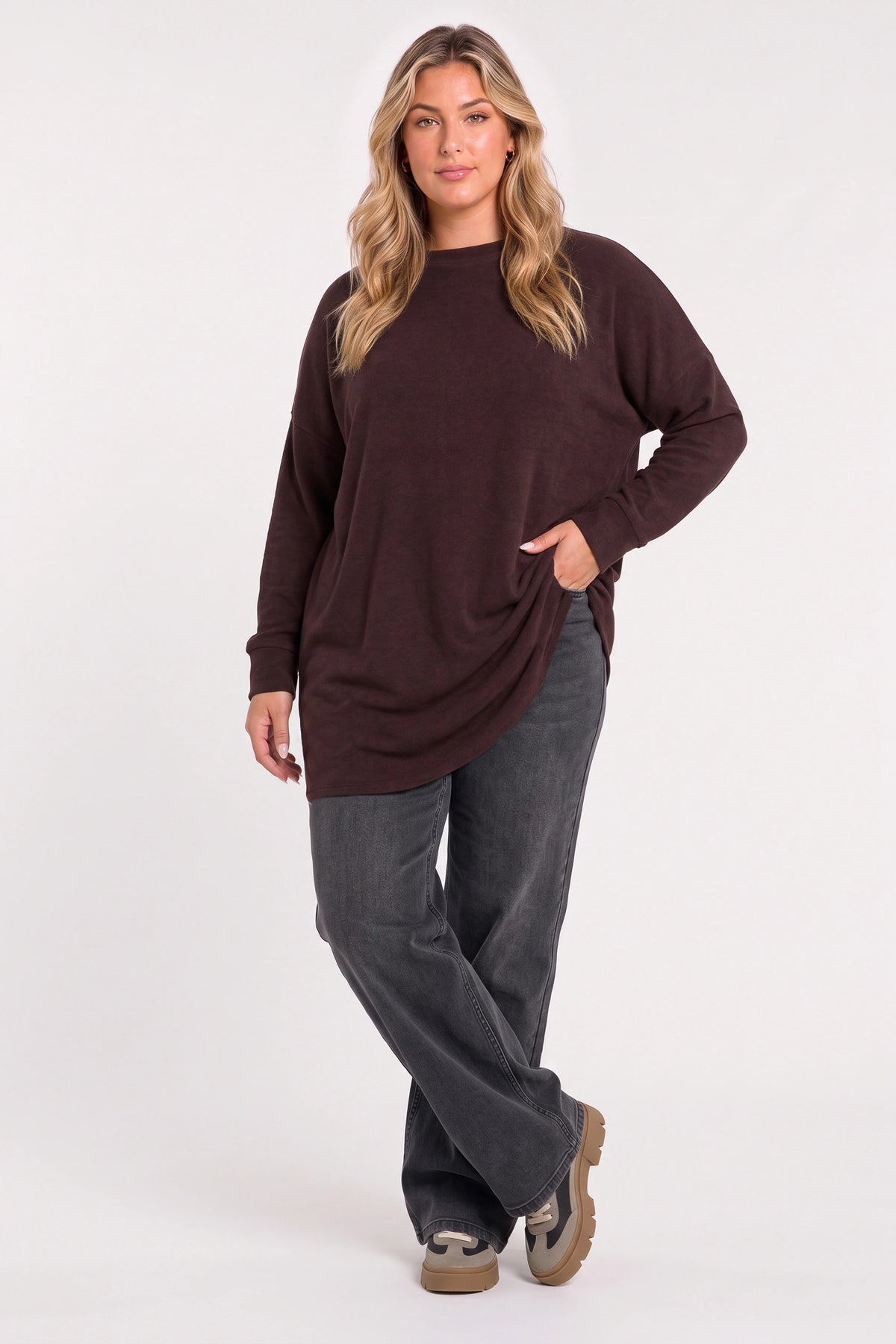 SY320 - Image 2