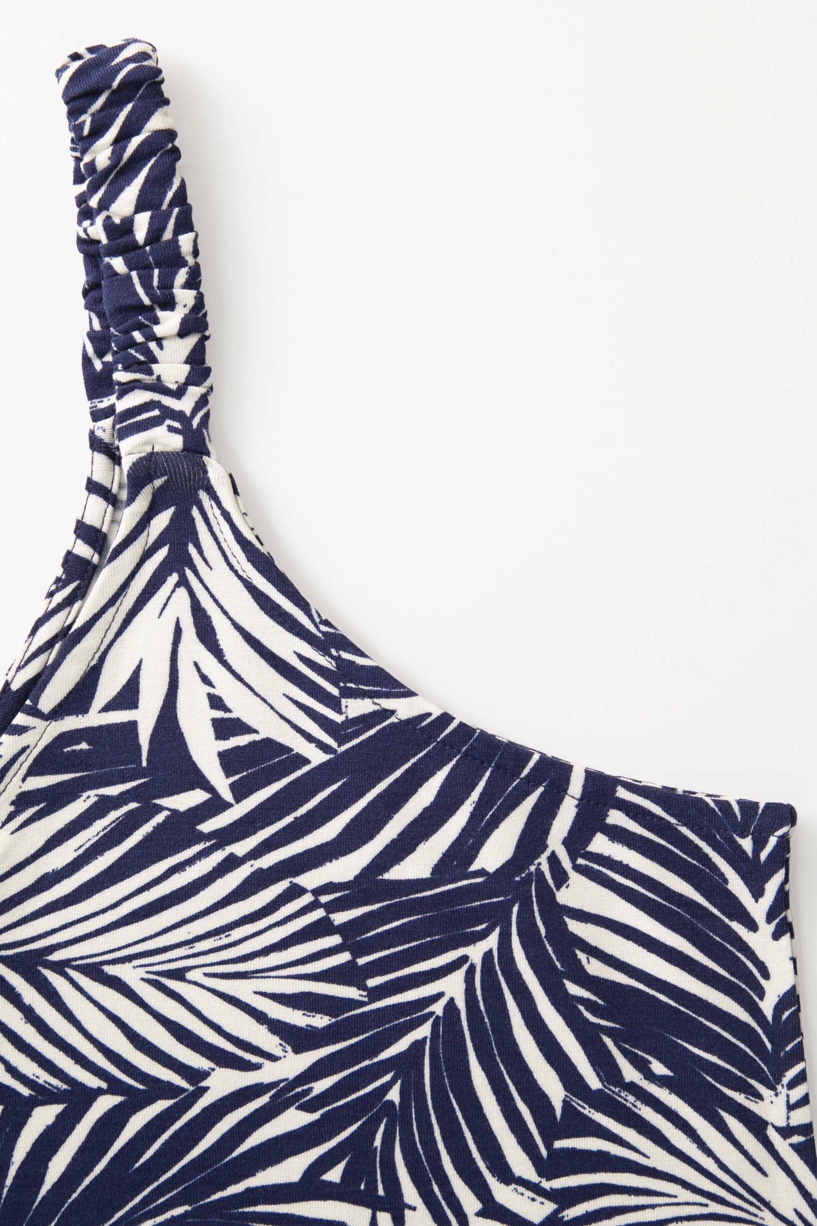 SY142 - Image 7