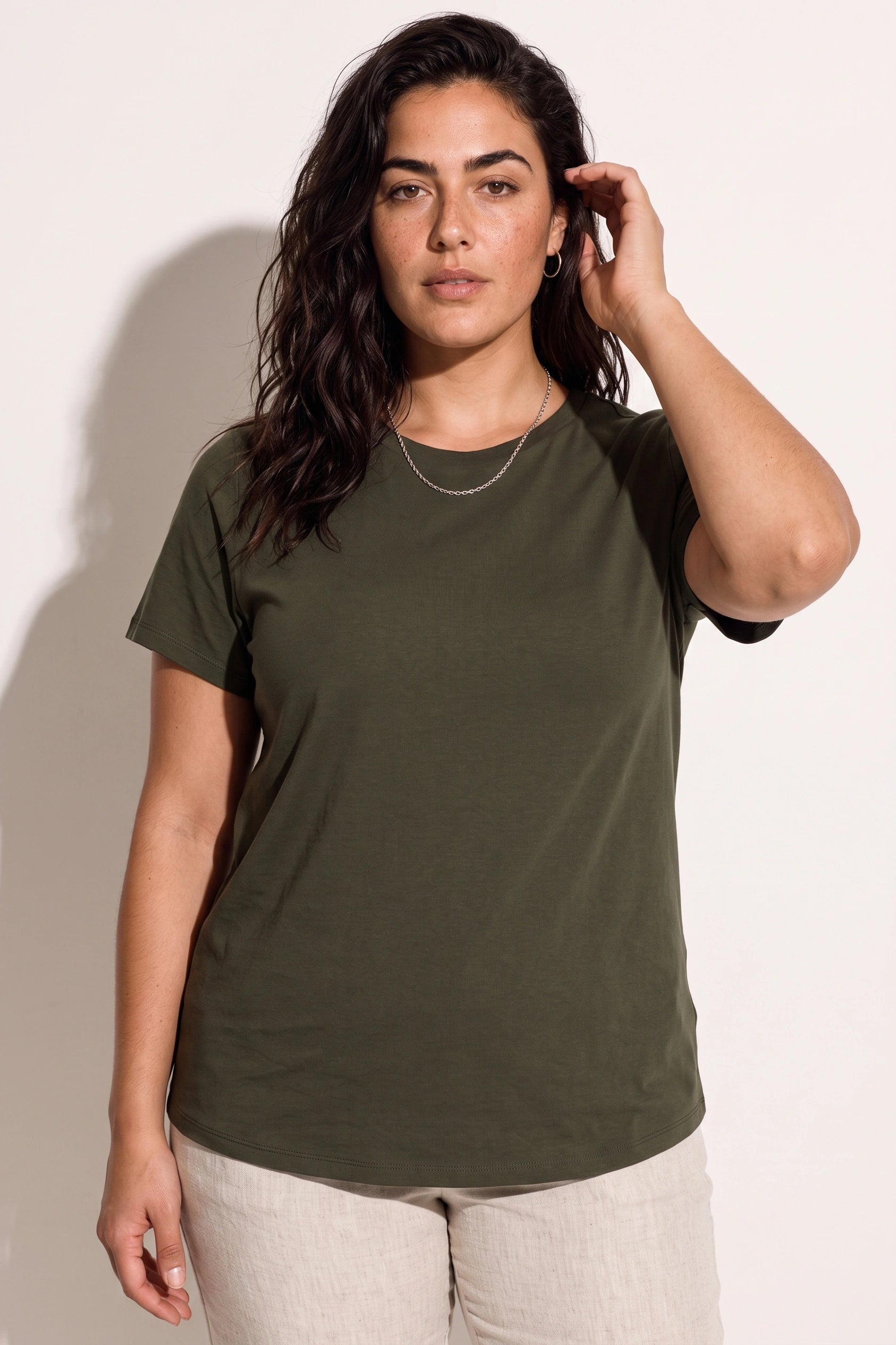 Büyük Beden Bisiklet Yaka Kısa Kollu Pamuklu T-Shirt