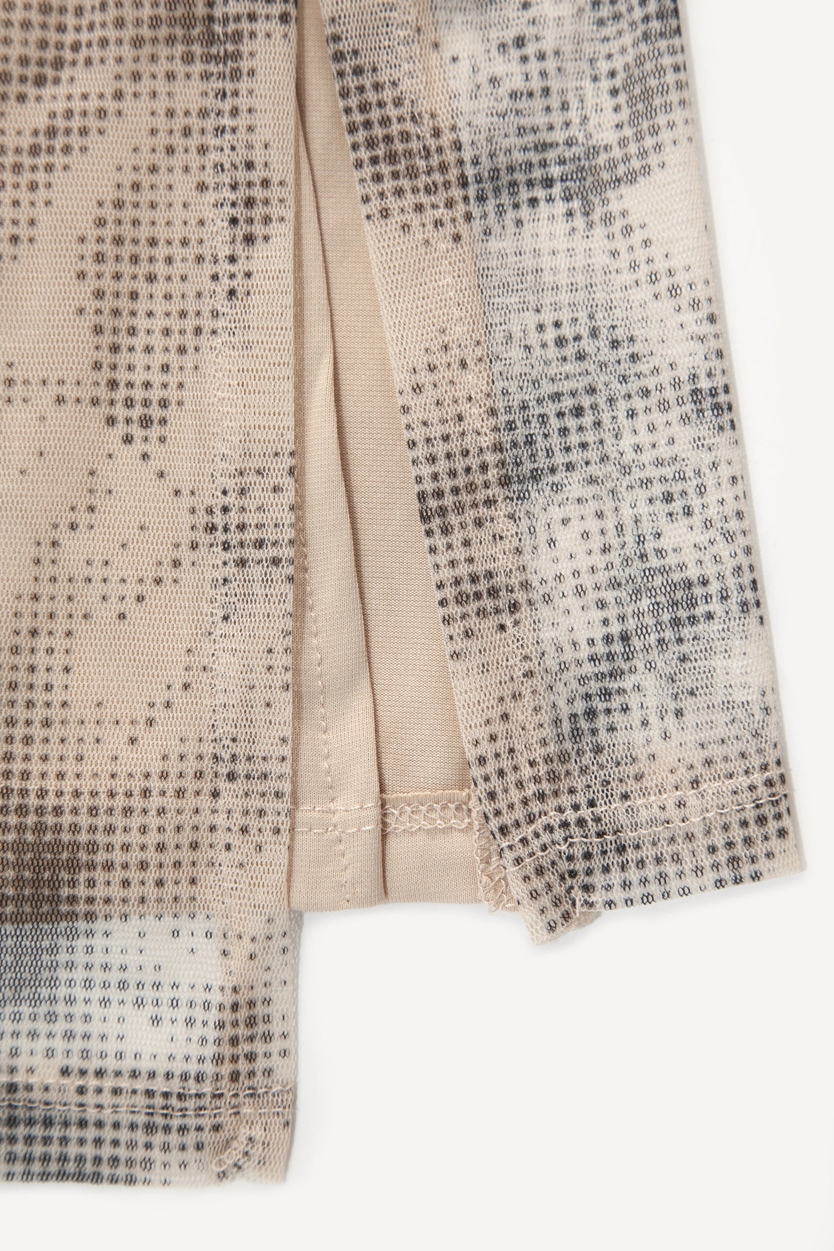 SY251 - Image 6