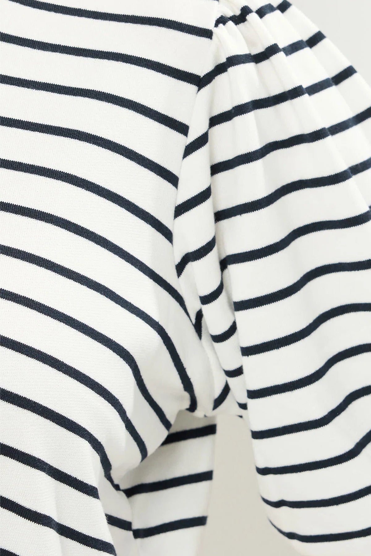 SY285 - Image 6