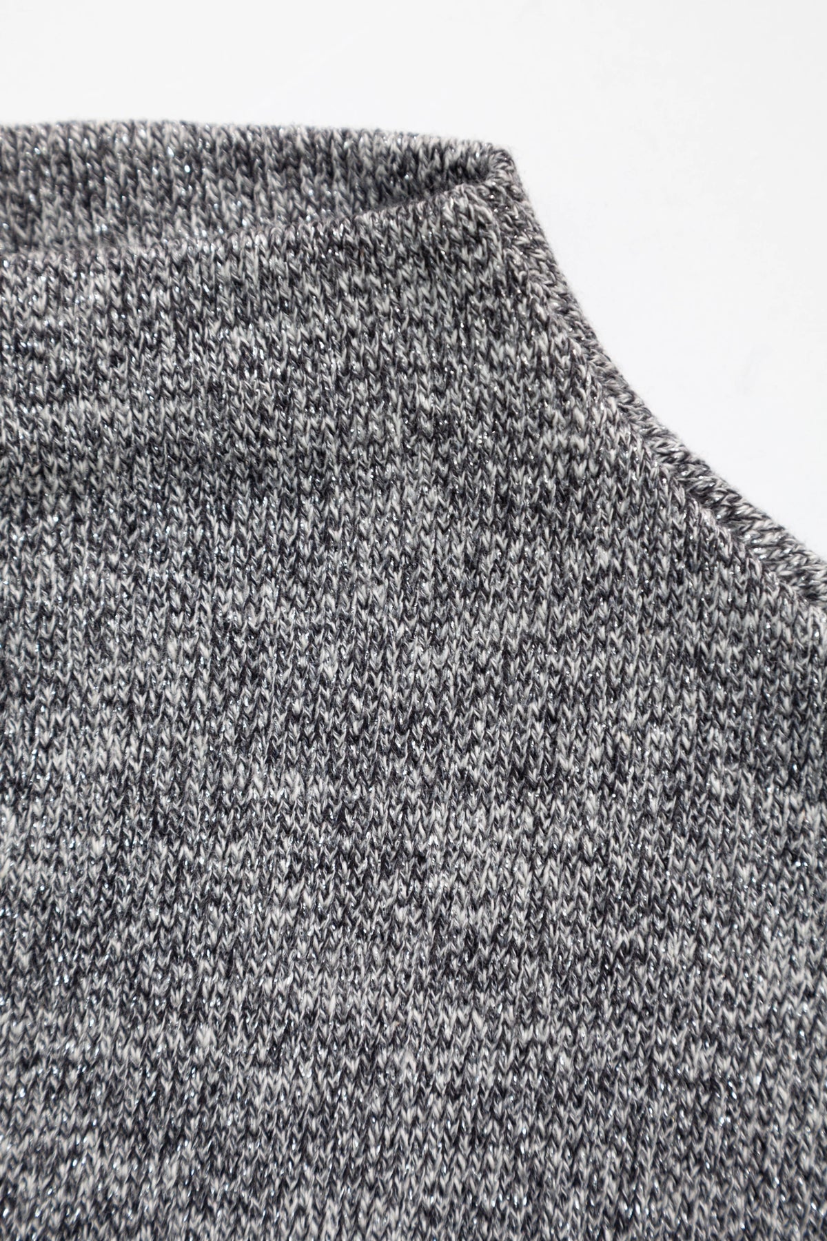 SY322 - Image 6