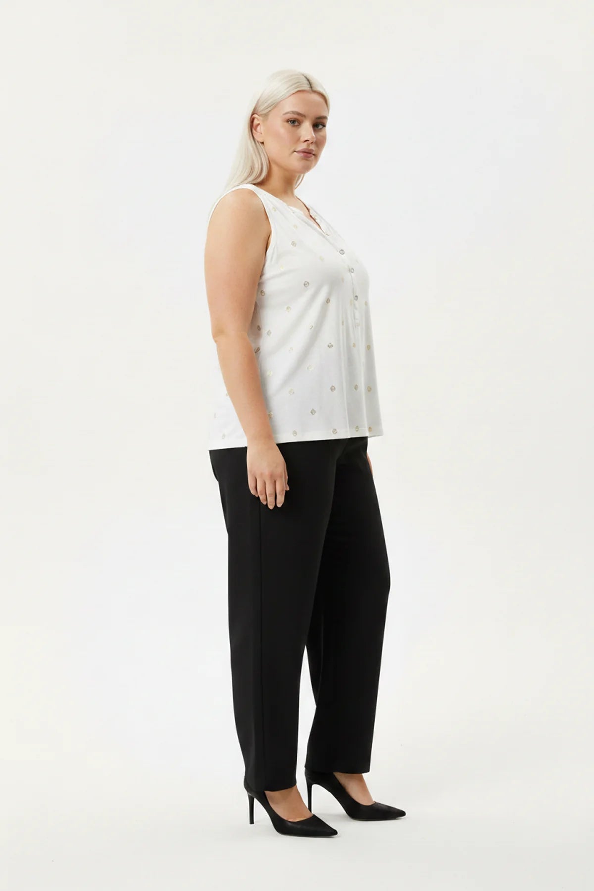 SY44 - Image 3